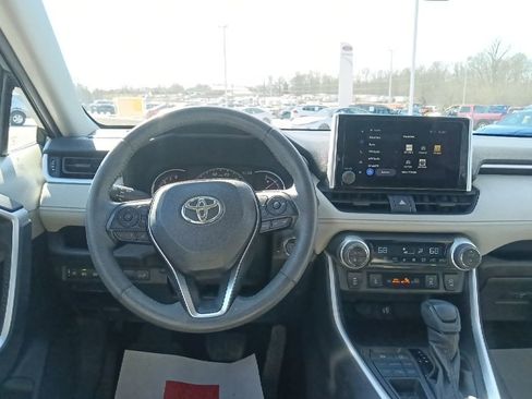 Used 2024 Toyota RAV4 XLE w/ Convenience Package image 25