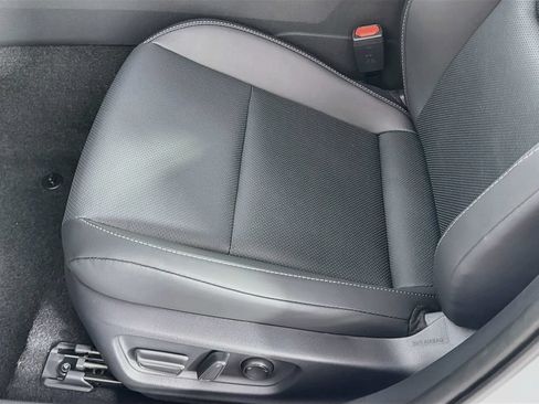 New 2027 Toyota Prius XLE FWD image 23