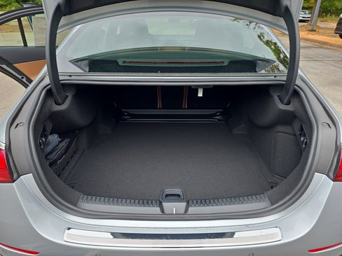 New 2026 Mercedes-Benz E 350 Sedan image 12