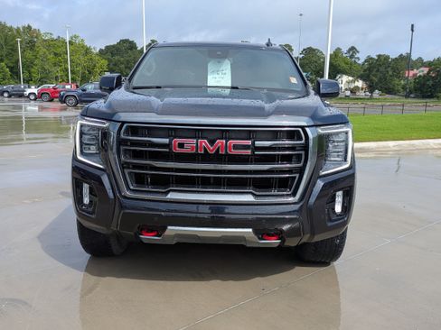 Used 2023 GMC Yukon AT4 w/ LPO, Floor Liner Package AWD/4WD image 8