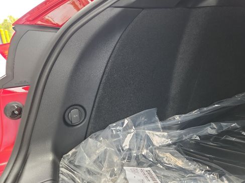 New 2026 Porsche Macan image 45