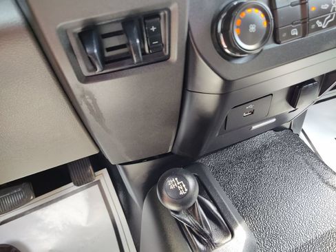 Used 2017 Ford F250 XL w/ Power Equipment Group AWD/4WD image 29