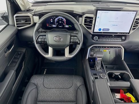 Used 2024 Toyota Tundra Limited image 27