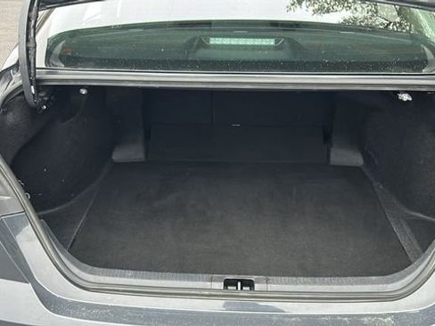 Used 2025 Toyota Camry LE image 31
