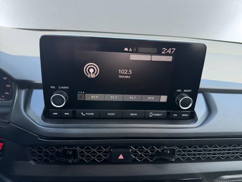 Used 2023 Honda Accord LX image 14