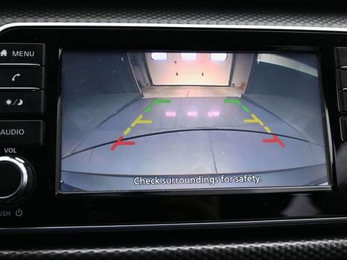 Used 2019 Nissan Kicks S image 41