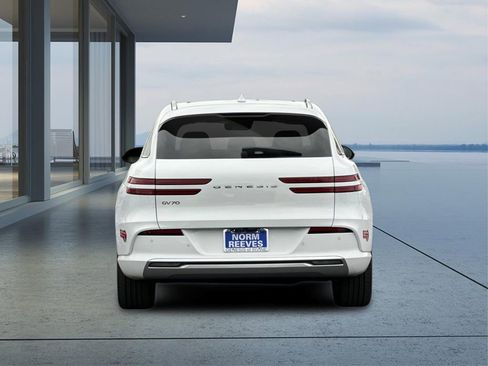 Used 2025 Genesis Electrified GV70 Advanced w/ Prestige Package image 5