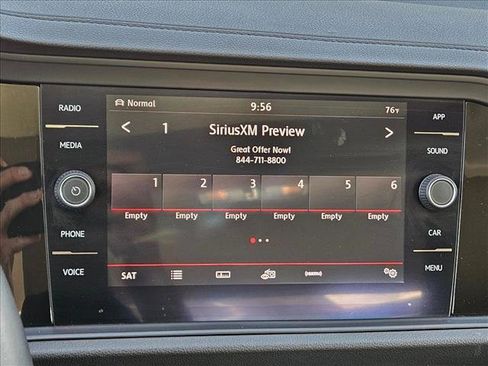 Used 2019 Volkswagen Jetta SEL w/ Cold Weather Package image 12