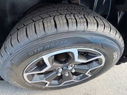 Used 2013 Subaru Crosstrek 2.0i Limited AWD/4WD image 15