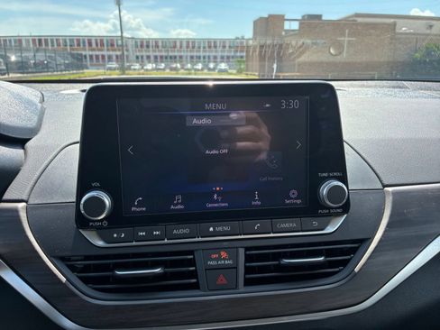 Used 2026 Nissan Altima 2.5 SV FWD image 16