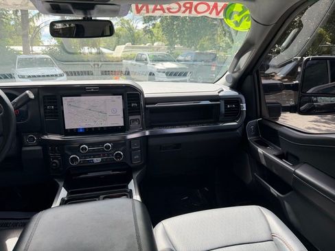Used 2025 Ford F250 Lariat w/ Black Appearance Package AWD/4WD image 38