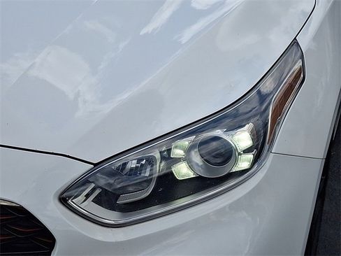 Used 2021 Kia Forte GT-Line w/ GT-Line Premium Package image 9