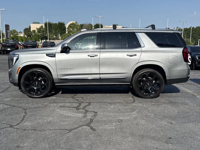 New 2026 GMC Yukon Denali Ultimate w/ LPO, Hit The Road Package AWD/4WD image 14