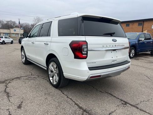Certified 2022 Ford Expedition Platinum image 6