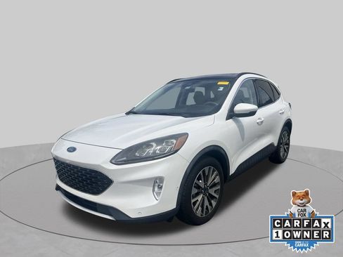 Certified 2020 Ford Escape Titanium w/ Titanium Premium Package 2.0 AWD/4WD image 1