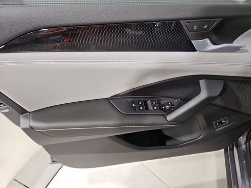 New 2026 Volkswagen Tiguan SE AWD/4WD image 10