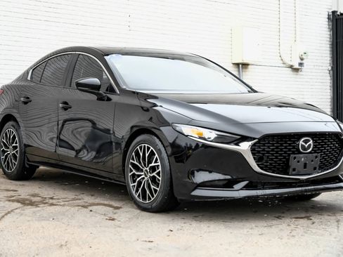 Used 2021 MAZDA MAZDA3 s image 6