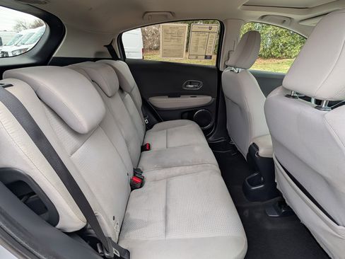 Used 2022 Honda HR-V EX image 28