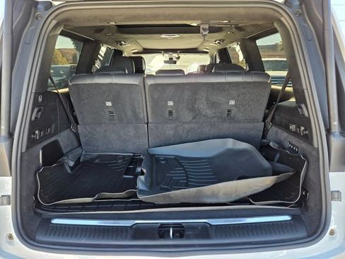 Used 2022 Jeep Grand Wagoneer Series III w/ Rear Seat Video Group 1 AWD/4WD image 16