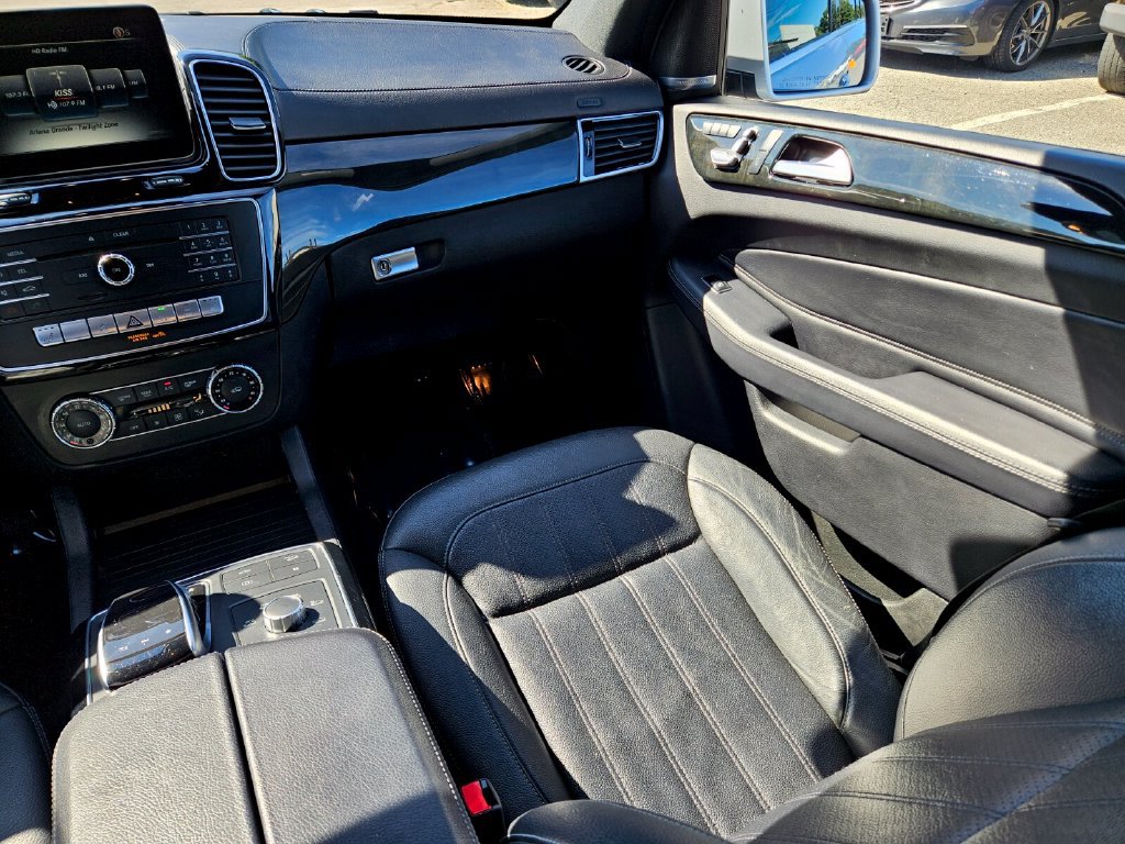 Used 2017 Mercedes-Benz GLS 450 4MATIC image 15