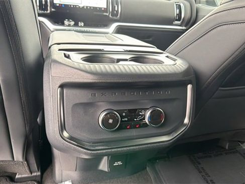 New 2025 Ford Expedition Platinum w/ Stealth Performance Package image 12