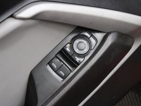 Used 2020 Chevrolet Camaro LT RWD image 9