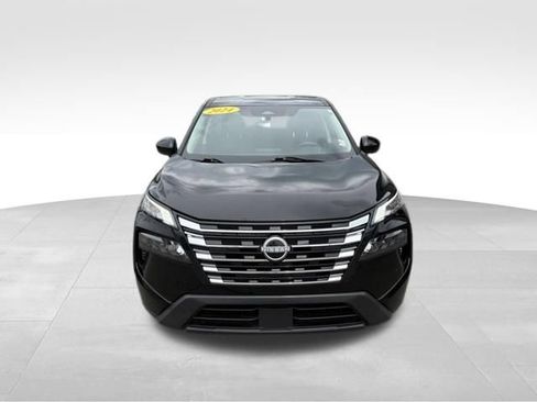 Used 2024 Nissan Rogue SV FWD image 7