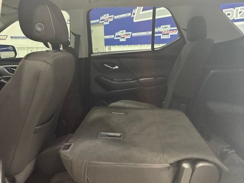 Used 2020 Chevrolet Traverse LT FWD image 35