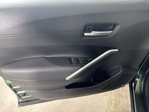 Used 2023 Toyota Corolla Cross XLE image 18