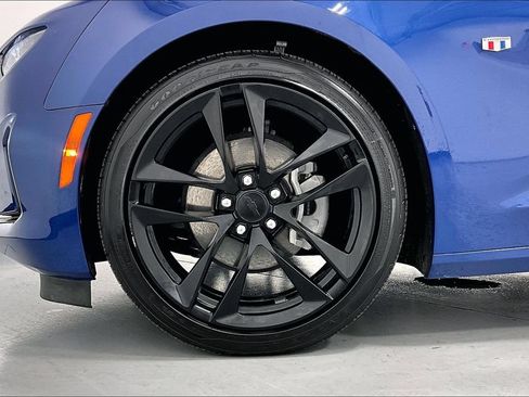 Used 2023 Chevrolet Camaro LT w/ RS Package RWD image 10
