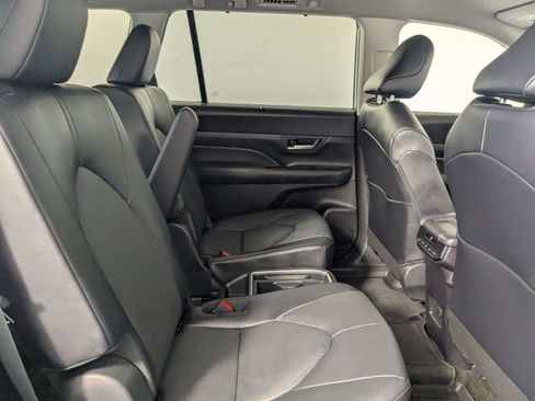 Certified 2026 Toyota Grand Highlander AWD image 29