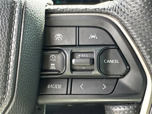 Used 2024 Toyota Tacoma TRD Sport image 25