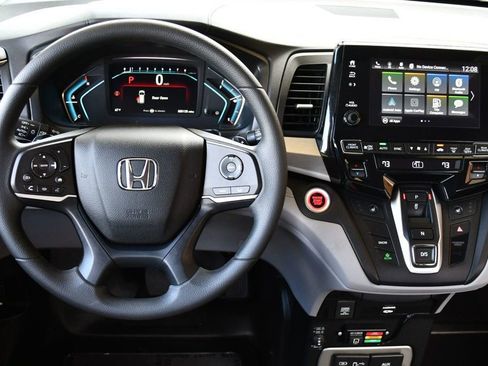 Used 2019 Honda Odyssey EX image 57