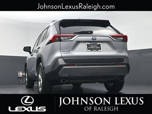 Used 2019 Toyota RAV4 Limited w/ Limited Grade Weather Package AWD/4WD image 19
