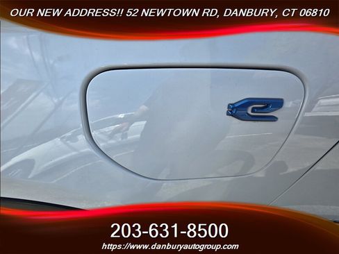 Used 2023 Jeep Grand Cherokee Trailhawk image 4