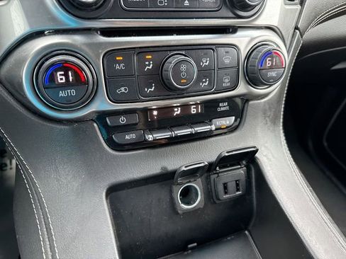 Used 2019 Chevrolet Tahoe LS AWD/4WD image 19