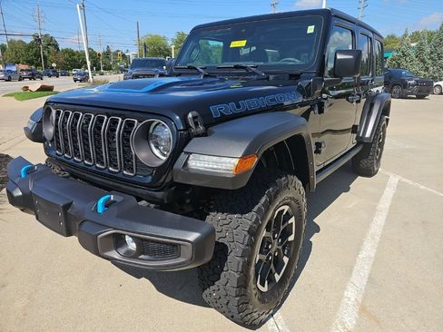 Certified 2024 Jeep Wrangler Unlimited Rubicon 4xe w/ Technology Group AWD/4WD image 11