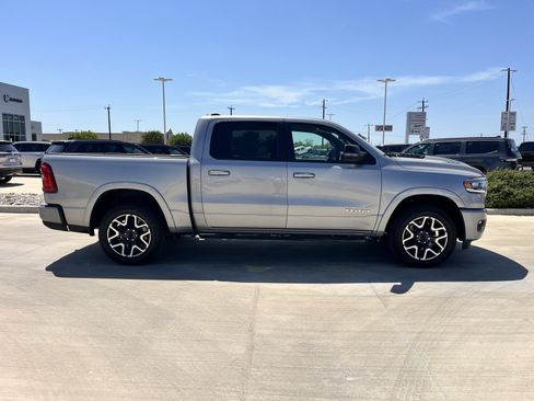 Used 2025 RAM 1500 Laramie w/ Sport Appearance Package AWD/4WD image 2
