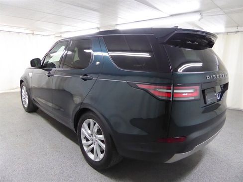 Used 2017 Land Rover Discovery HSE image 4