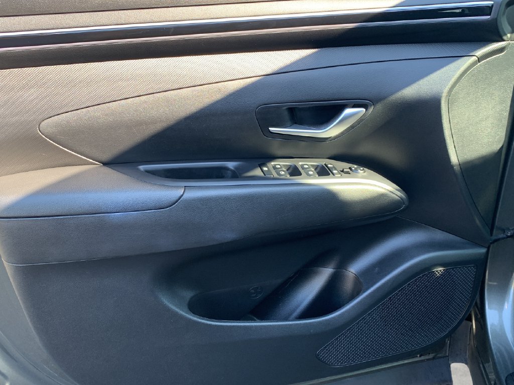 Certified 2022 Hyundai Tucson SEL AWD/4WD image 11