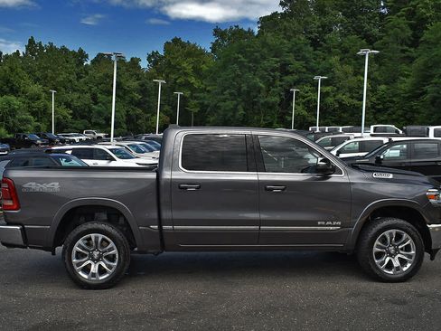 Used 2024 RAM 1500 Limited w/ Off Road Group AWD/4WD image 6