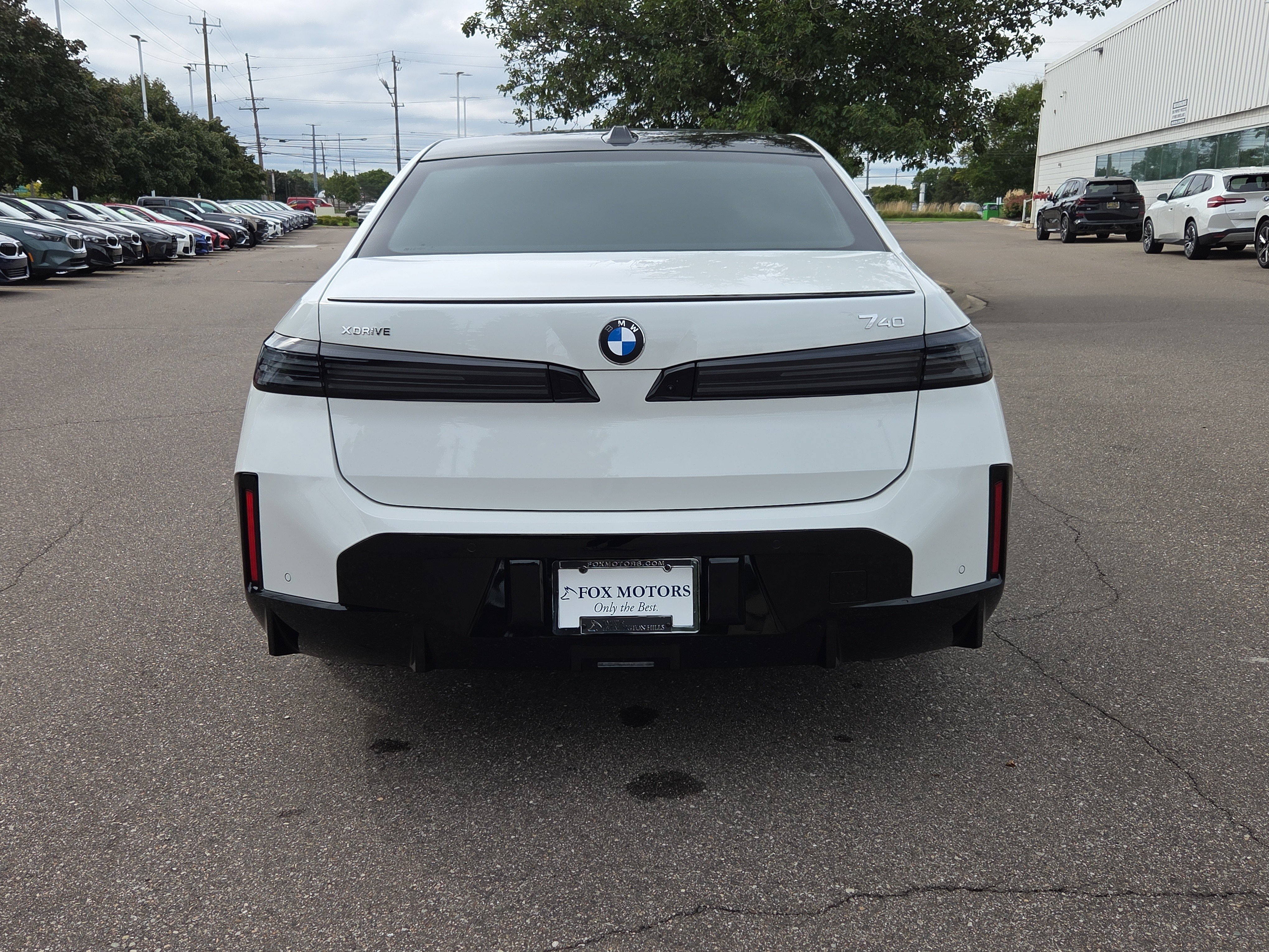 New 2027 BMW 740i xDrive w/ Executive Package AWD/4WD image 4
