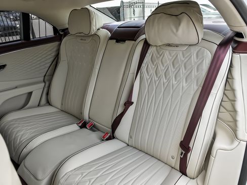 New 2026 Bentley Flying Spur Plug-In Hybrid AWD/4WD image 28