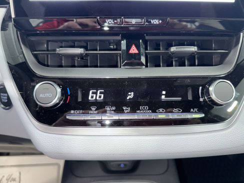 New 2026 Toyota Corolla SE w/ SE Package FWD image 21