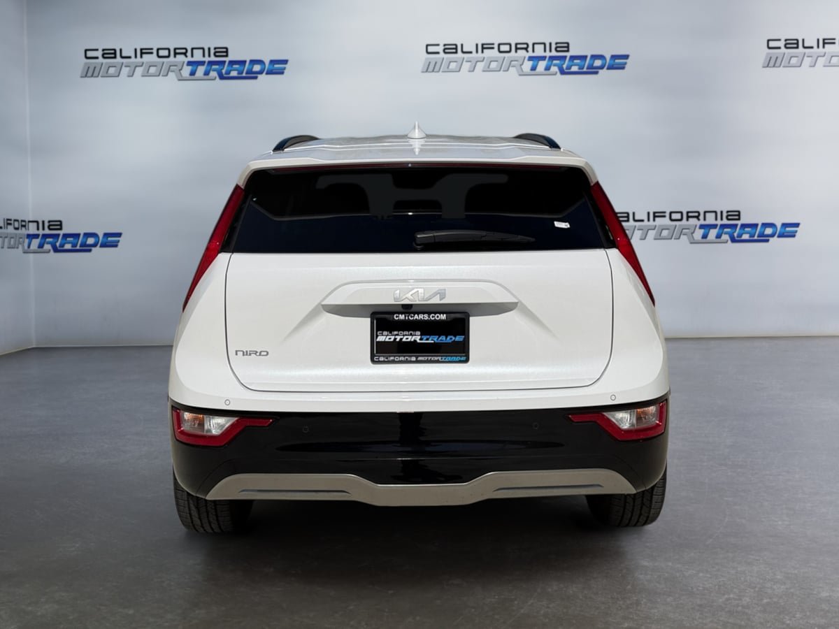 Used 2023 Kia Niro Wind FWD image 6