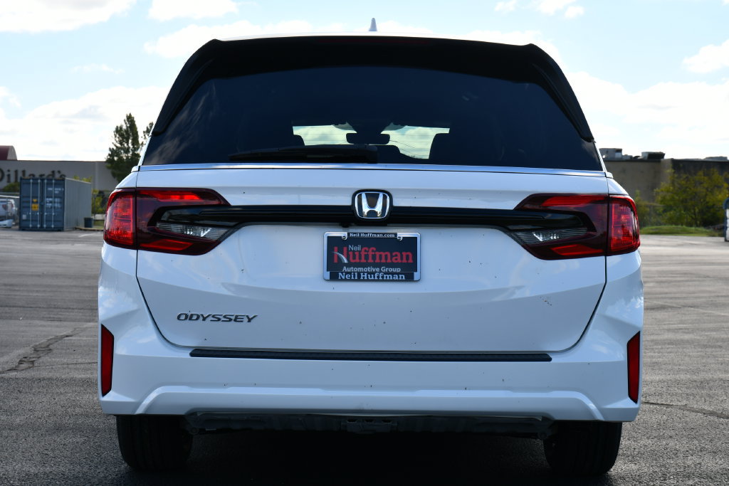 New 2027 Honda Odyssey EX-L image 6