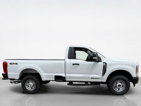 New 2026 Ford F250 XL w/ XL Off-Road Package AWD/4WD image 2