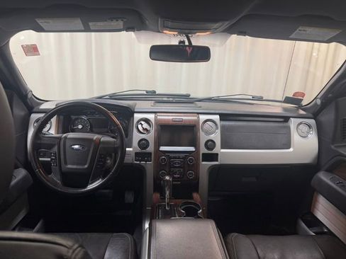 Used 2014 Ford F150 Lariat w/ Lariat Chrome Package image 27