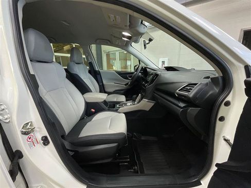 Used 2019 Subaru Forester AWD/4WD image 25