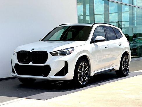New 2025 BMW X1 xDrive28i w/ Technology Package image 9